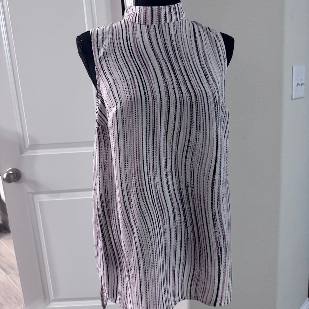 Apt 9 sleeveless blouse